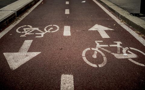 2025年01月27日:什么是双向开仓？外汇投资中如何使用双向开仓？